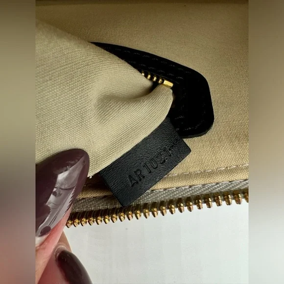 Louis Vuitton Monogram Mini Lin Alma Long Handbag - Picture 4 of 14